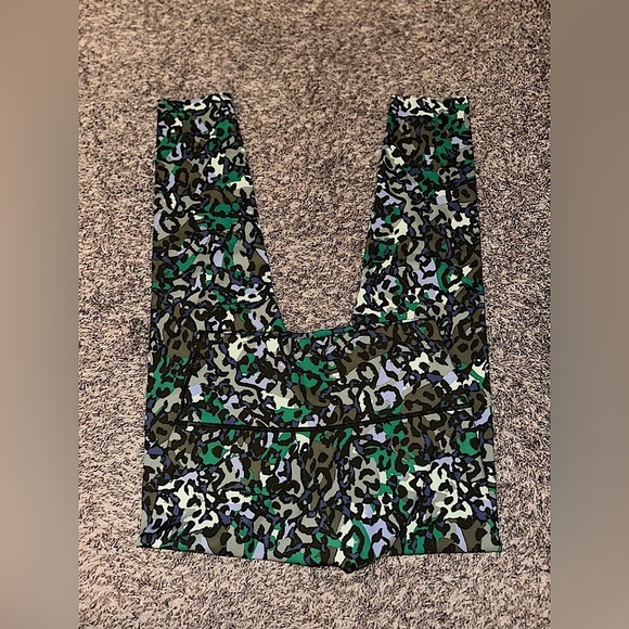 aerie Pants - Women’s Offline by Aerie Green Blue Camo Goals 7/8 High Ride Leggings Size Large